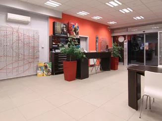 Očná optika, slnečné okuliare, dioptrické okuliare
